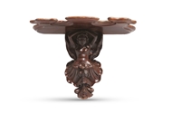 Picture of A FINE CARVED WALL BRACKET IN MAHOGANY