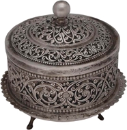 Picture of A FINE INDIAN SILVER CIRCULAR BOX