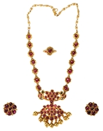 Picture of SUIT OF CHETTINAD JEWELLERY WITH BURMESE RUBIES